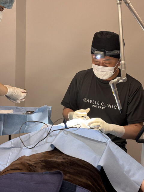 アエルクリニックでの施術の様子